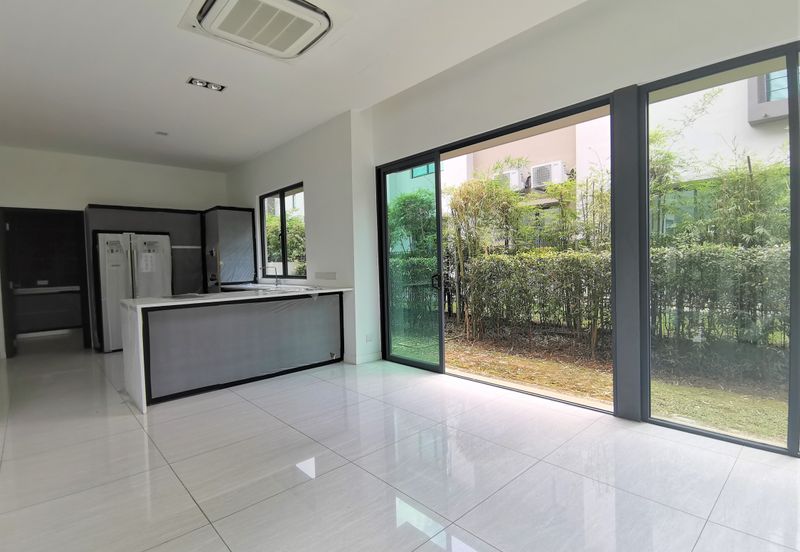 Bayou Creek, Leisure Farm