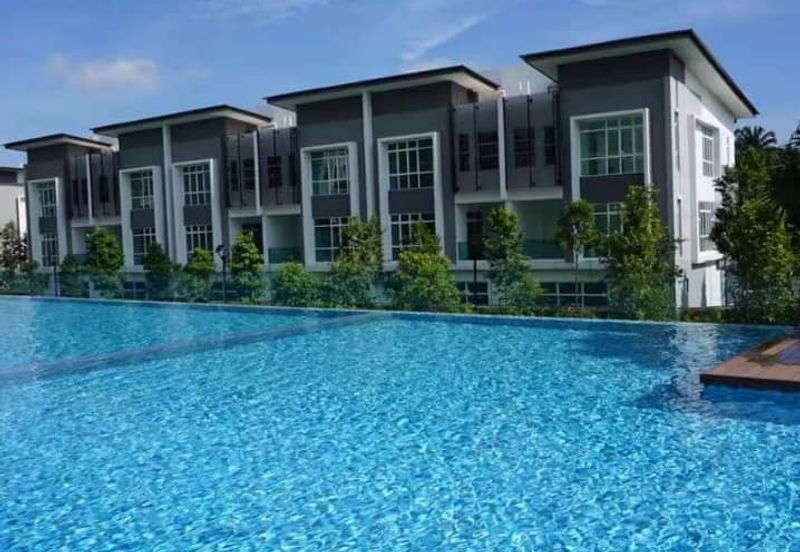 Horizon Hills, D'Suites Akasia