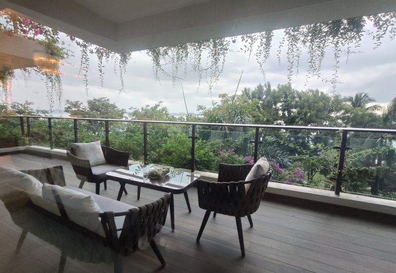 Forest City, Duty Free Island