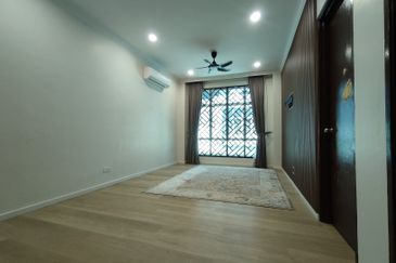 Batu Pahat, Taman Mutiara Perdana