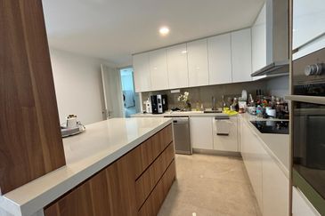 Imperia @ Puteri Harbour