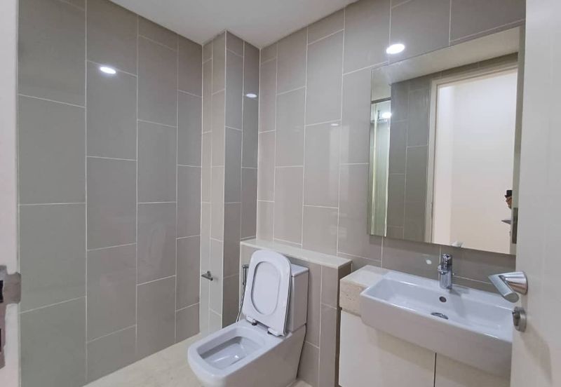 Emerald Bay @ Puteri harbour