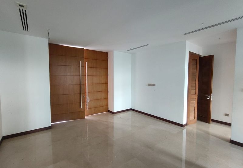 Emerald Bay @ Puteri harbour