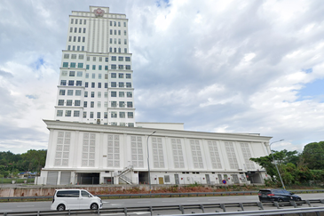Next to Main Road Industrial Land, Lebuhraya Sungai Besi