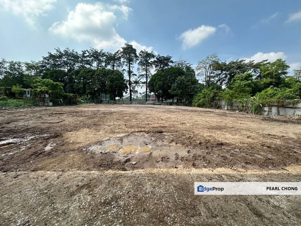 Next to Main Road Industrial Land, Lebuhraya Sungai Besi, Selangor, Seri Kembangan
