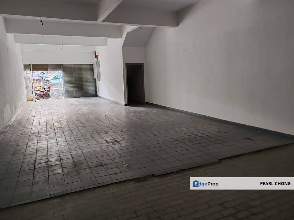 Ampang LRT Shop Lot Facing Main Road @ Jalan Ampang, Selangor, Kuala Lumpur, Ampang