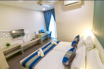 Fully Furnished Luxury Townhouse @ Tropical Villa, Seri Kembangan