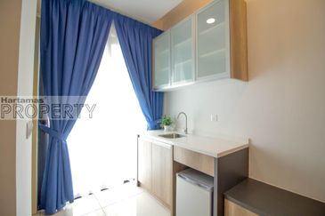 Fully Furnished Luxury Townhouse @ Tropical Villa, Seri Kembangan