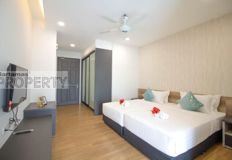 Fully Furnished Luxury Townhouse @ Tropical Villa, Seri Kembangan