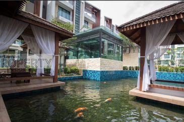 Fully Furnished Luxury Townhouse @ Tropical Villa, Seri Kembangan