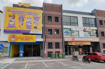 Kawasan Perniagaan Kiara