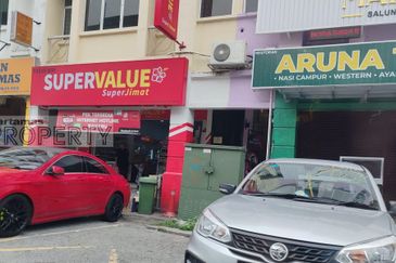 Corner Ground Floor Shoplot, Bandar Seri Putra, Bangi Selangor