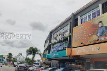 Corner Ground Floor Shoplot, Bandar Seri Putra, Bangi Selangor
