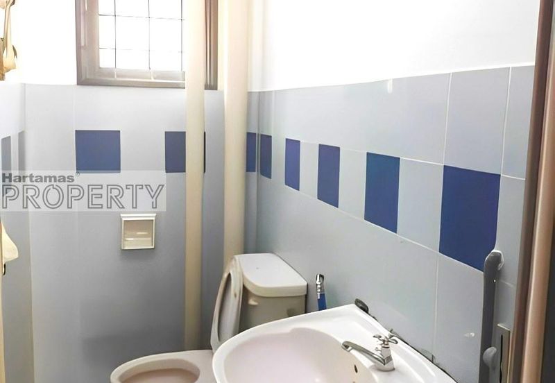 Pool View Corner Unit, Mutiara Condominium, Taman Bukit Indah, Ampang Selangor