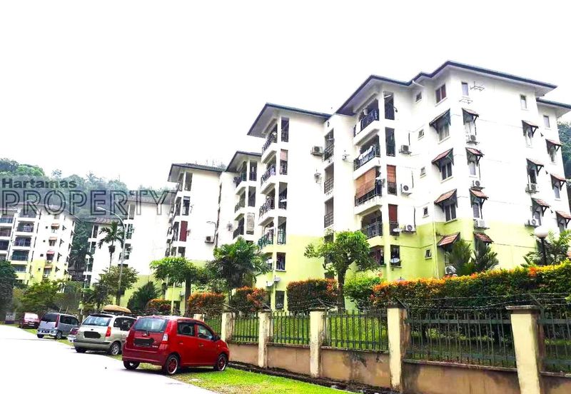 Pool View Corner Unit, Mutiara Condominium, Taman Bukit Indah, Ampang Selangor