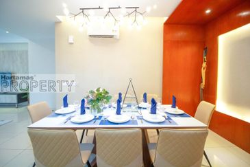 Tropical Villa Service Residence Townhouse, Seri Kembangan Selangor