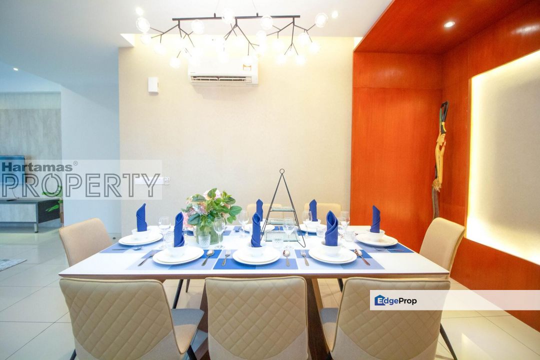 Tropical Villa Service Residence Townhouse, Seri Kembangan Selangor, Selangor, Seri Kembangan