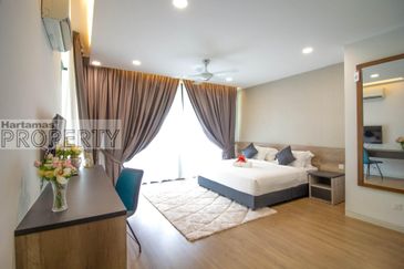 Tropical Villa Service Residence Townhouse, Seri Kembangan Selangor