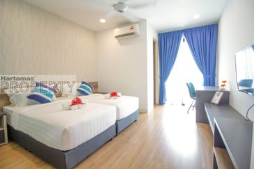 Tropical Villa Service Residence Townhouse, Seri Kembangan Selangor