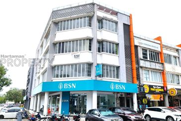 Corner Shop Office, Bandar Seri Putra @ Bangi Kajang Selangor