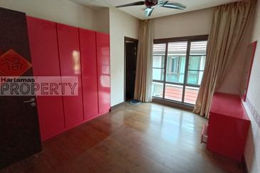 3-Storey Bungalow End Lot, BK6 Bandar Kinrara 6, Puchong Selangor