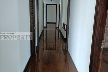 3-Storey Bungalow End Lot, BK6 Bandar Kinrara 6, Puchong Selangor