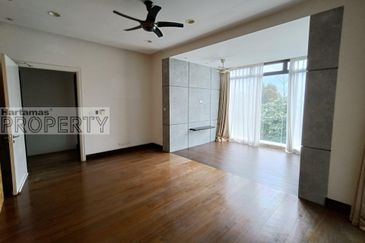 3-Storey Bungalow End Lot, BK6 Bandar Kinrara 6, Puchong Selangor