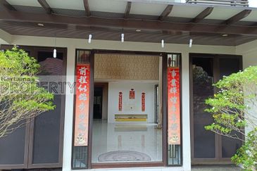 3-Storey Bungalow End Lot, BK6 Bandar Kinrara 6, Puchong Selangor