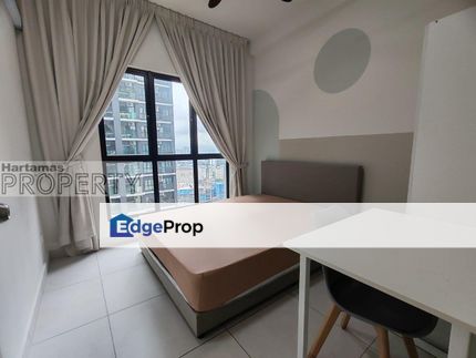 Near MRT, High Floor Pool View Middle Room Queen Bed at Majestic Maxim Cheras, Kuala Lumpur, Kuala Lumpur, Cheras