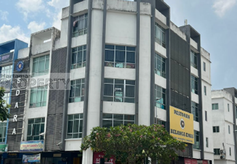 Corner Lot Shop-Office at Bandar Seri Putra, Kajang Selangor