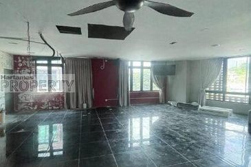 Facing Main Road, Shop-Office 1st Floor at Alam Damai Cheras, Kuala Lumpur