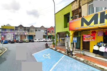 Corner 2 Storey Shop, Bandar Baru Salak Tinggi, Sepang