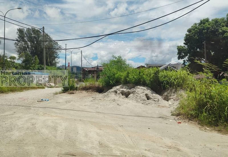 Next to Highway and Main Road, Land For Rent at Batu 9 Cheras, Selangor