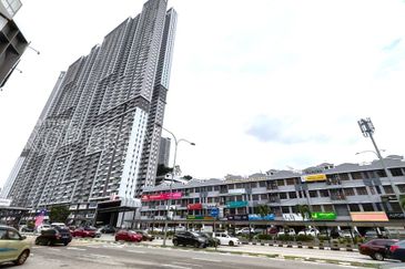 Near MRT/LRT, Facing Main Road Ground Floor Shop @ Jalan Cheras, Kuala Lumpur