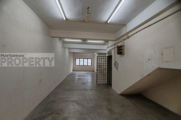 Near MRT Shop-Office @ Cheras Batu 3, Taman Pertama, Cheras Kuala Lumpur