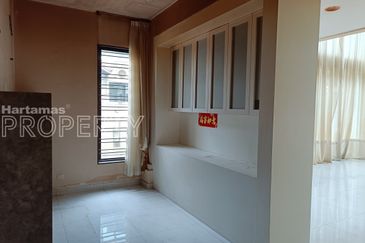 Corner Lot Bungalow For Sale @ Bandar Kinrara 6, Puchong Selangor