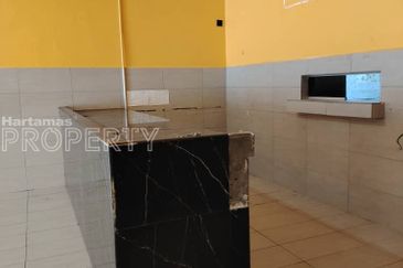 Ground Floor Shop, Walking Distance to MRT & LRT, Next to Main Road, Jalan Cheras Kuala Lumpur