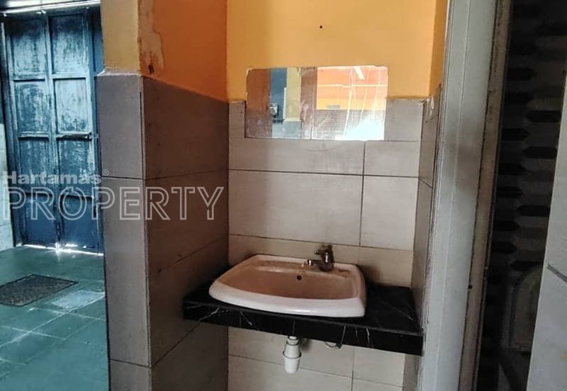 Ground Floor Shop, Walking Distance to MRT & LRT, Next to Main Road, Jalan Cheras Kuala Lumpur