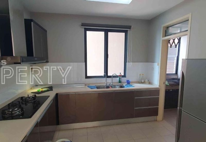 Fully Furnished, 3+1 Rooms at Casa Kiara II, Mont Kiara Kuala Lumpur