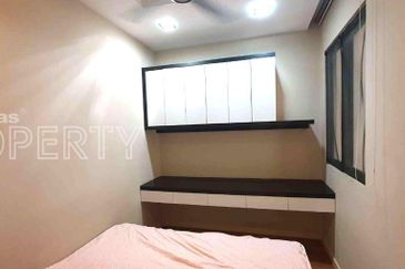 Fully Furnished, 3+1 Rooms at Casa Kiara II, Mont Kiara Kuala Lumpur