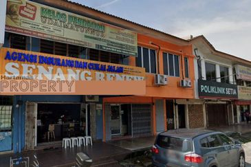 Facing Main Road, Ground Floor Shop & 1st Floor, Bukit Sentosa Rawang Selangor