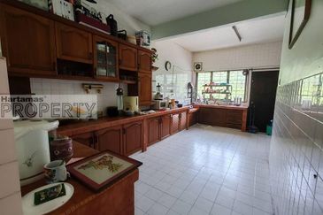 2 Storey Terrace House, Fully Extend, Taman Selayang Indah @ Gombak Selangor