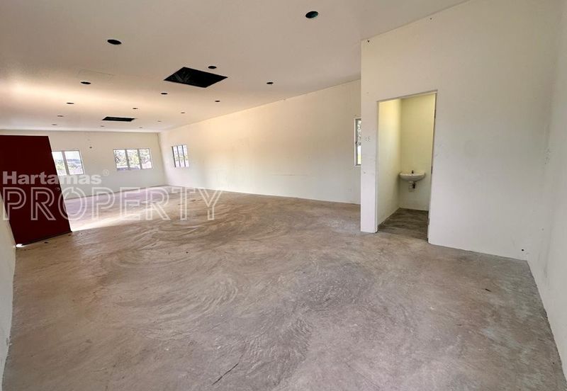 Industrial Land For Rent @ Next to Main Road, Serdang Seri Kembangan, Selangor