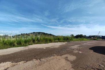 Industrial Land For Rent @ Next to Main Road, Serdang Seri Kembangan, Selangor