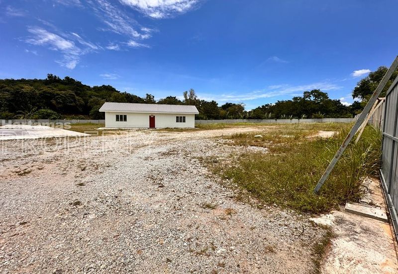 Accessible from Highway and Main Road, 2.5acres Land at Seri Kembangan, Selangor