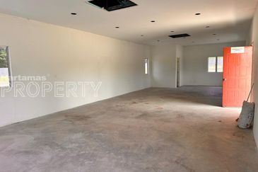 Accessible from Highway and Main Road, 2.5acres Land at Seri Kembangan, Selangor