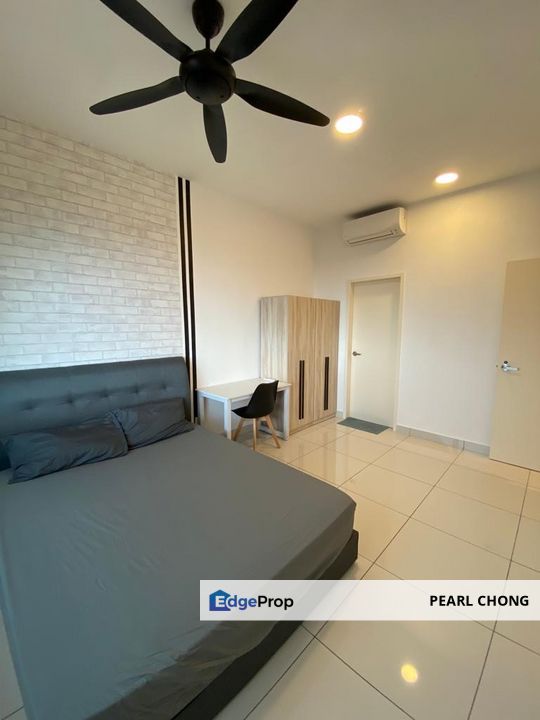 Walkable to MRT & LRT, Middle Room at Parc 3 Residence, Cheras Kuala Lumpur, Kuala Lumpur, Cheras
