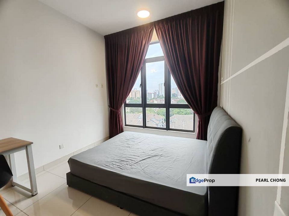 MRT Kuchai Lama, Next 2 stops to TRX & KLCC, Master Bedroom at Far East Residence, Kuchai Lama KL, Kuala Lumpur, Kuchai Lama