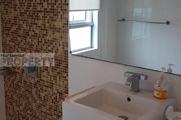 High Quality Fully Furnished Unit @ Solaris Dutamas Publika Condo, Mont Kiara KL