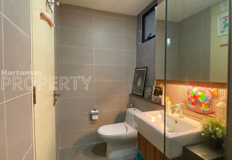 Fully Furnished, 2 Rooms Suties, Nova Saujana, Subang Selangor